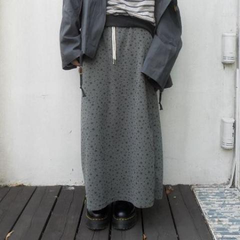 zelena 長裙