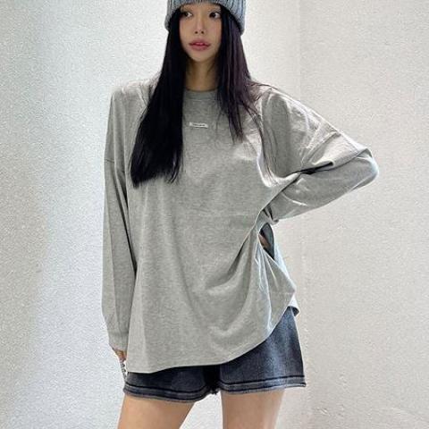 gwin T-Shirt