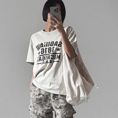 lagirl T-Shirt