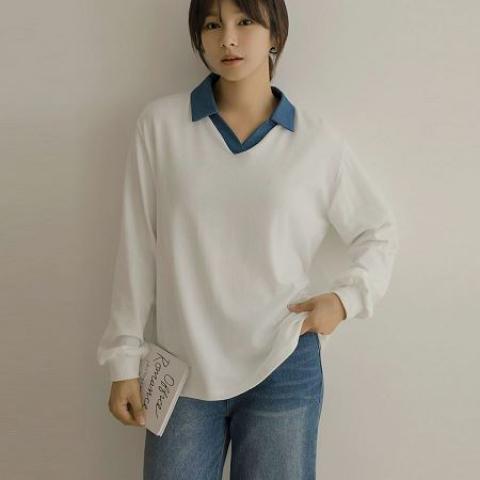 ely-sia T-Shirt