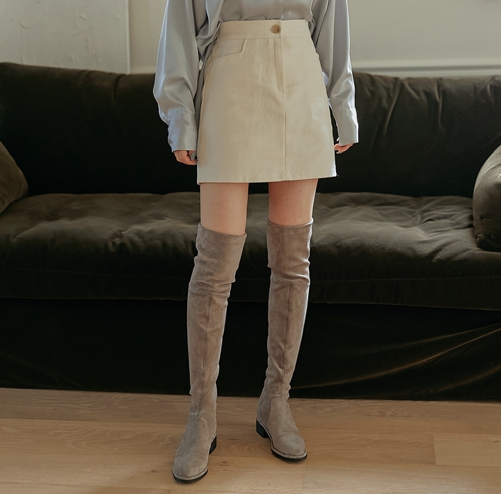 common unique 短裙