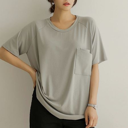 ely-sia T-Shirt