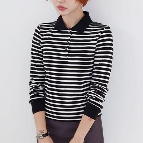 yunaj T-Shirt