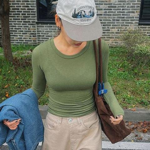 hanaunni T-Shirt